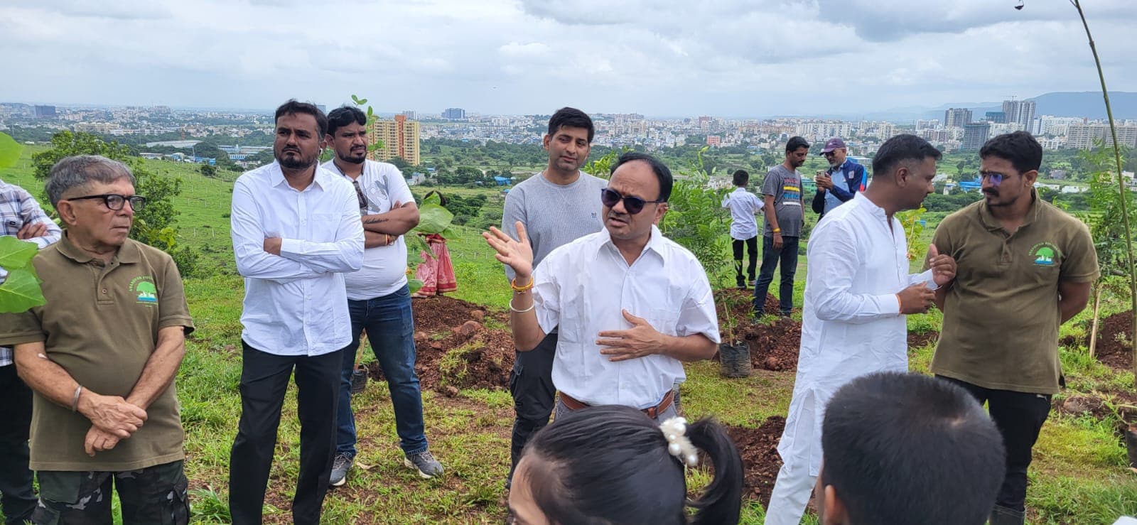 Sakal Hindu Samaj & Local Residents Tree Plantation Drive at Anandvan